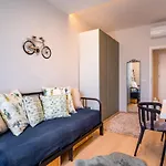 Apartment Myflat Casa Premium *